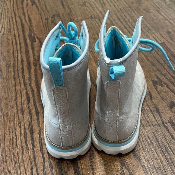 Skechers Silver Lace-Up Boots with Blue Highlights 9.5 Women’s - Picture 4 of 14